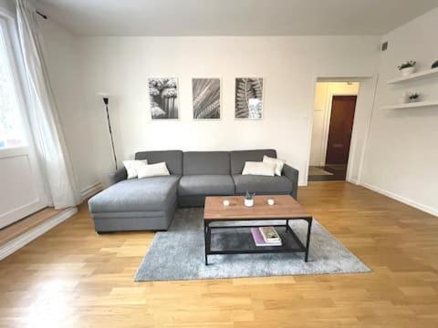 Flatin Erbjuder Laegenheter I Soedra Leilighet Stockholm