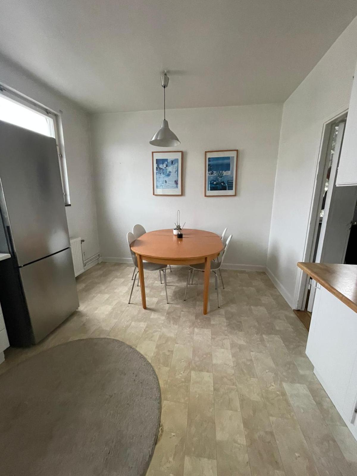 Flatin Erbjuder Laegenheter I Soedra Leilighet Stockholm